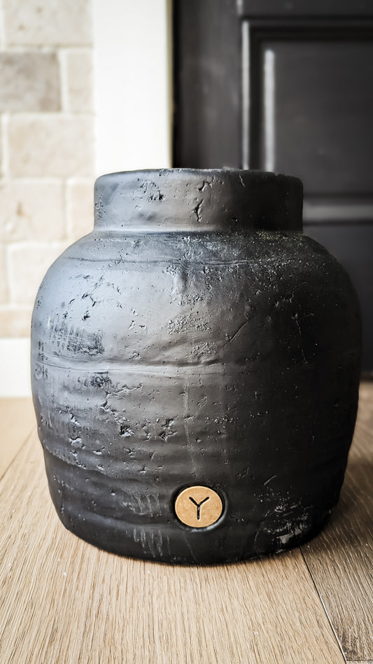 Ink Matte Black Vase