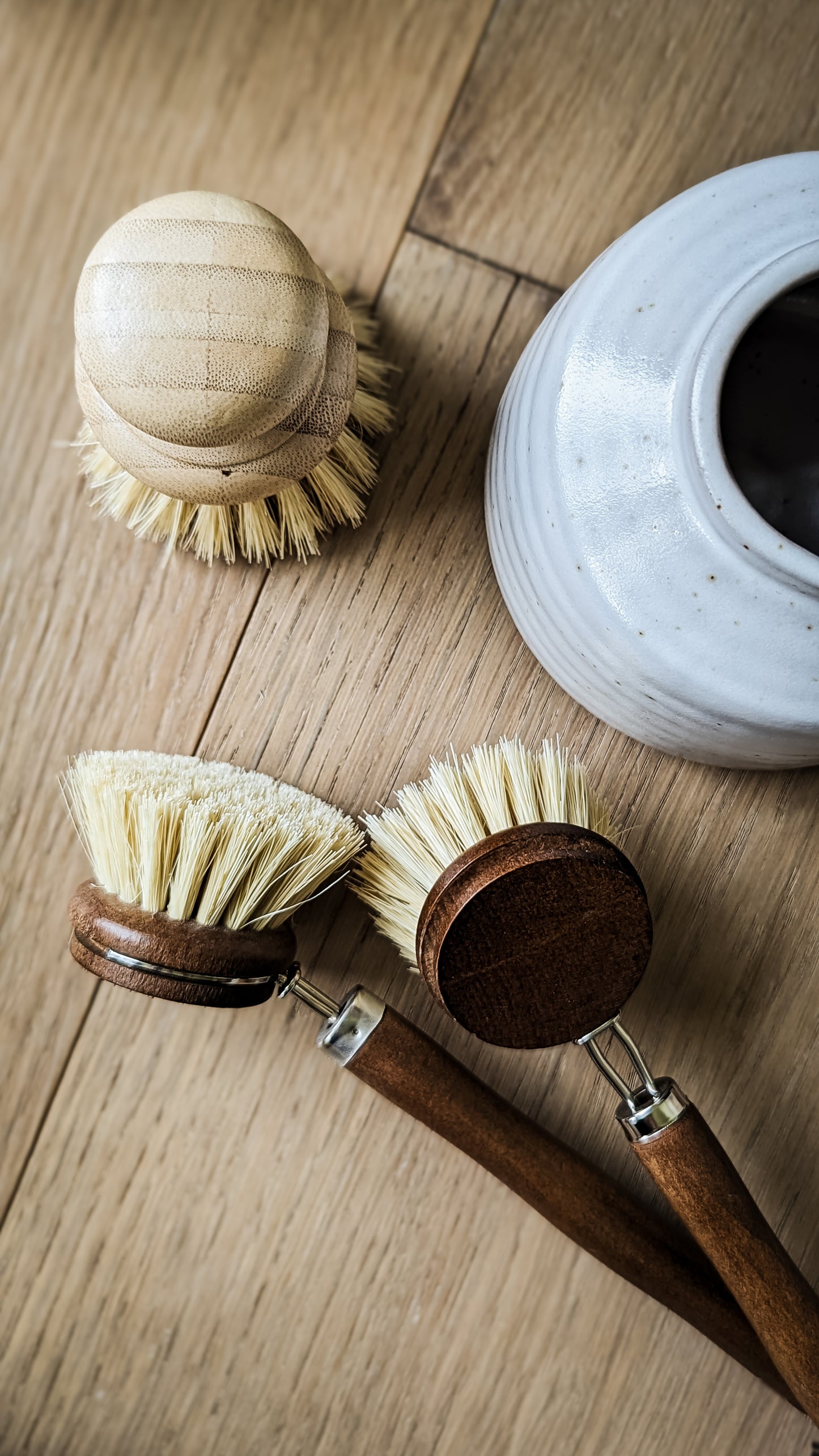 Beech Wood Long Handle Dish Brush