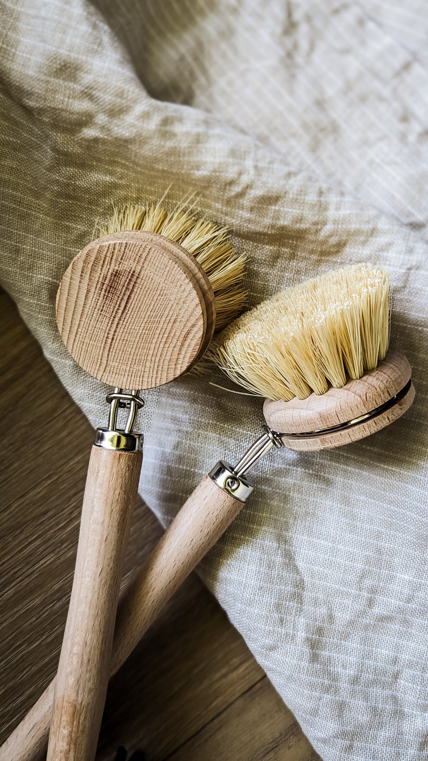 Beech Wood Long Handle Dish Brush