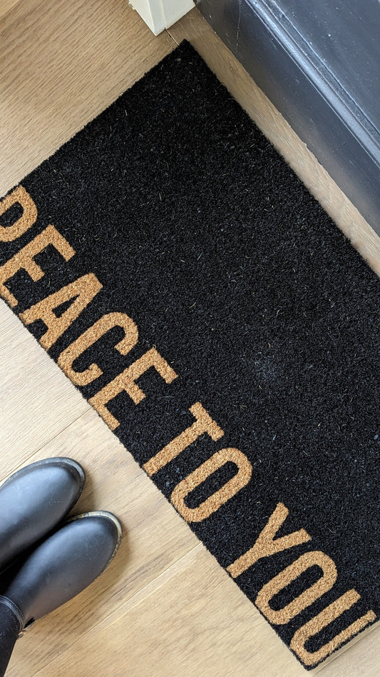 Outdoor Welcome Mat "Peace"