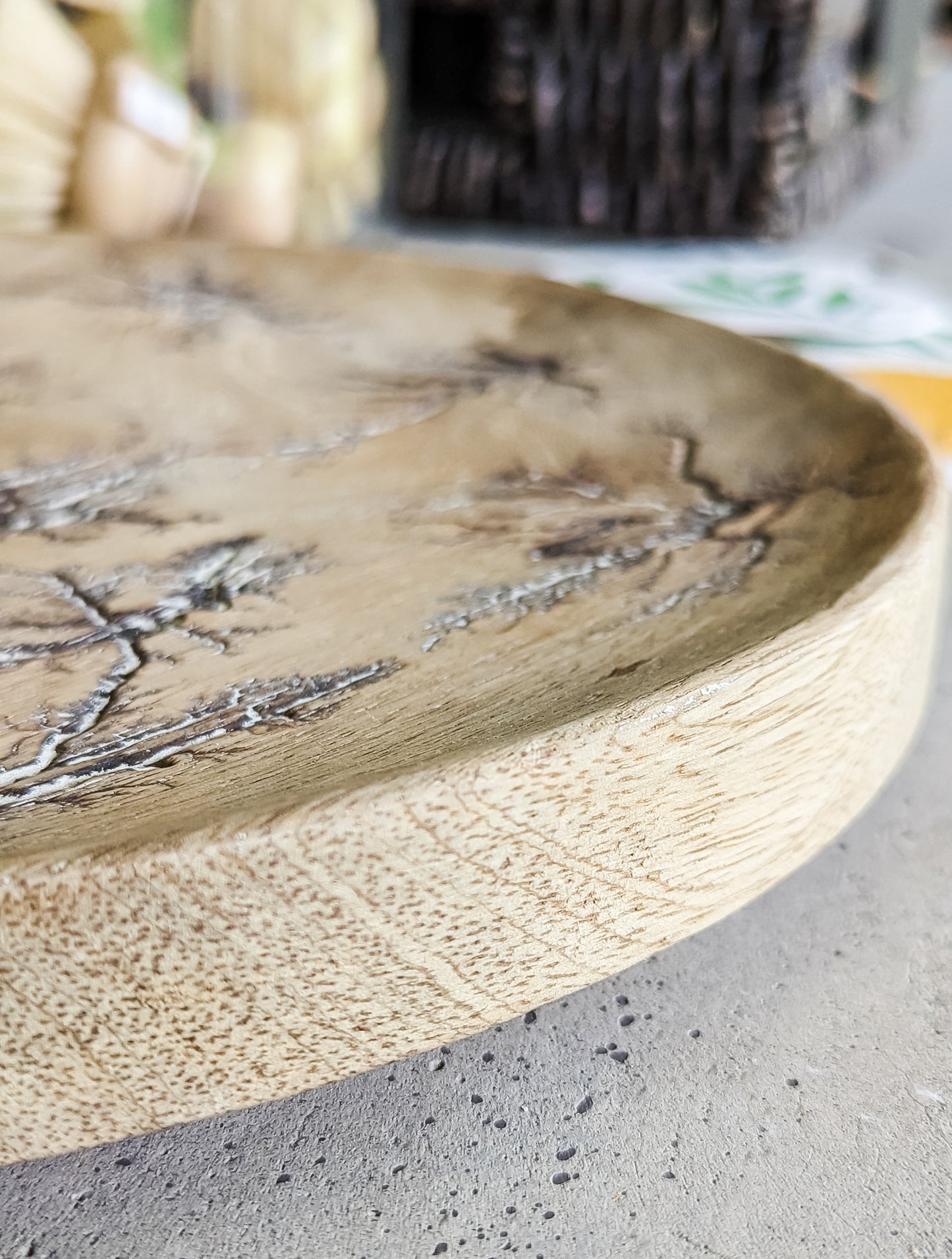 Crackle Wood Round Tray