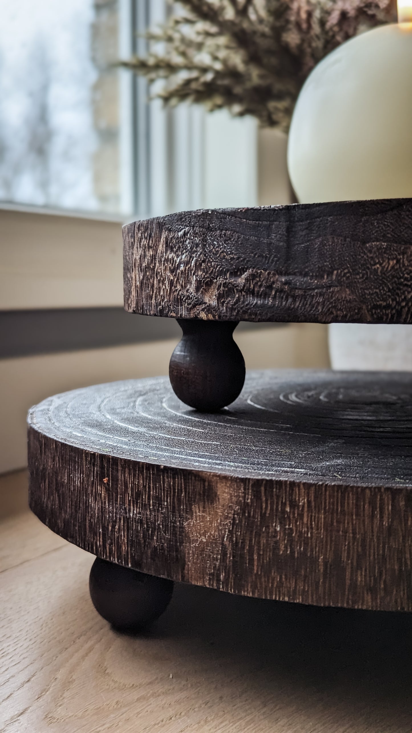 Round Wood Pedestal Stands